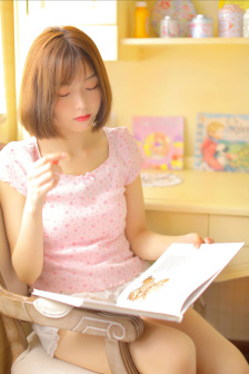 漫漫帝王路浓浓美人情